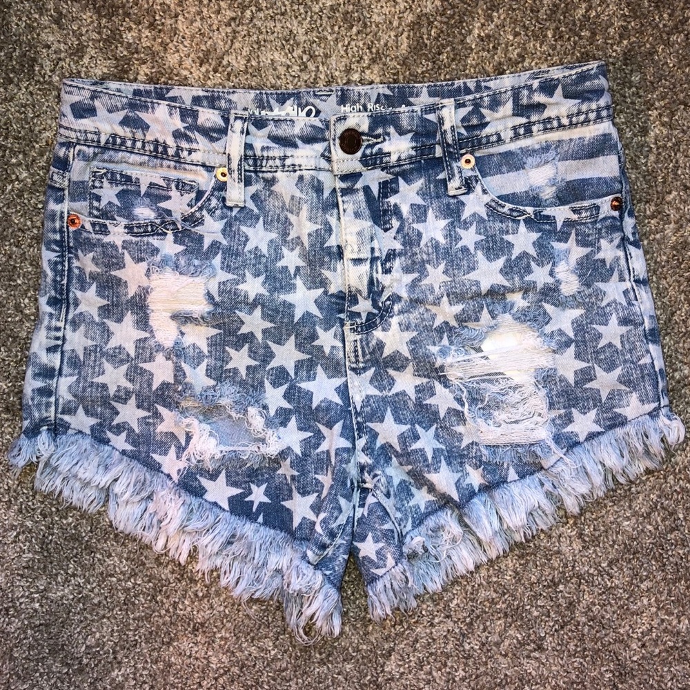 Mossimo | High-Waisted Star Print Shorts